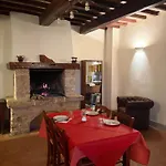 مزرعة للإقامة La Palombara *