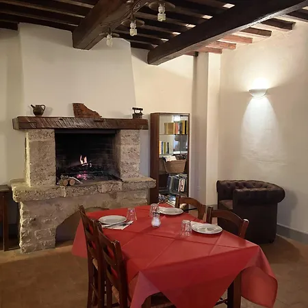 La Palombara Çiftlik konaklama Agriano